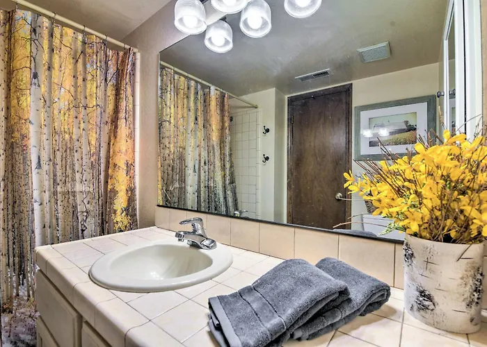 Wooded Retreat W/ Deck: 4 Mi To Downtown Flagstaff