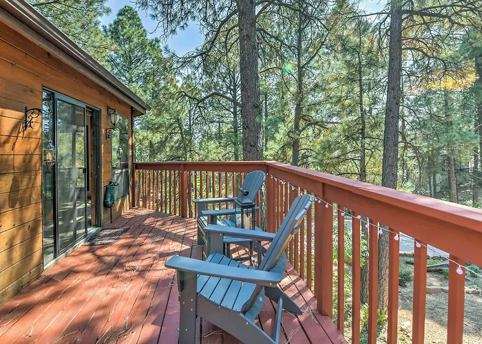 Wooded Retreat W/ Deck: 4 Mi To Downtown * Flagstaff